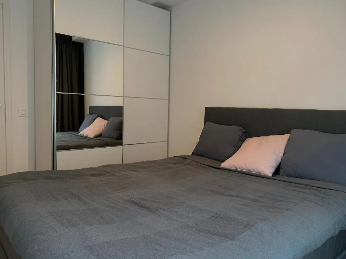 Stijlvol Appartement In Trendy Wijk Oostende